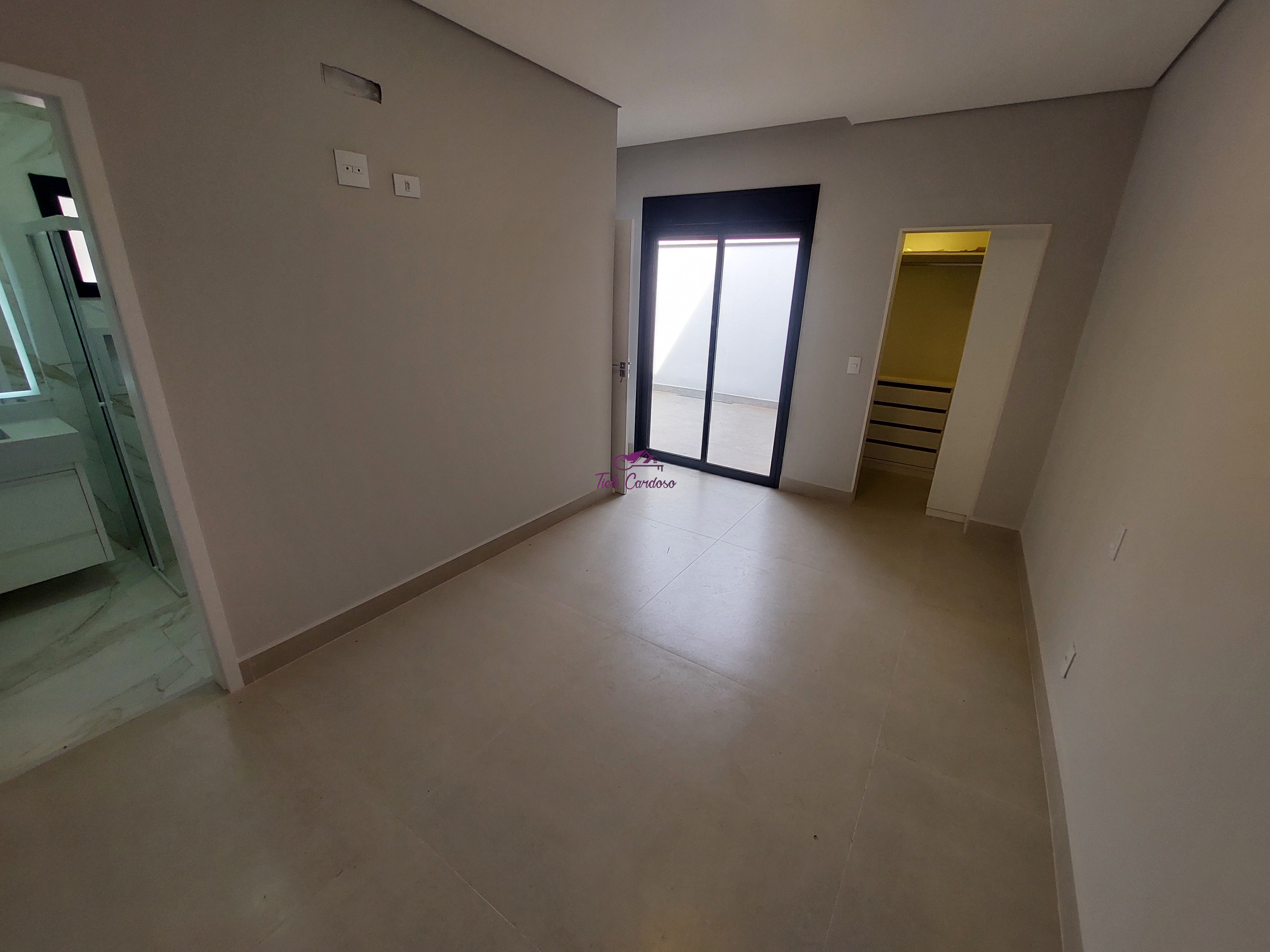 Casa à venda com 3 quartos, 218m² - Foto 19