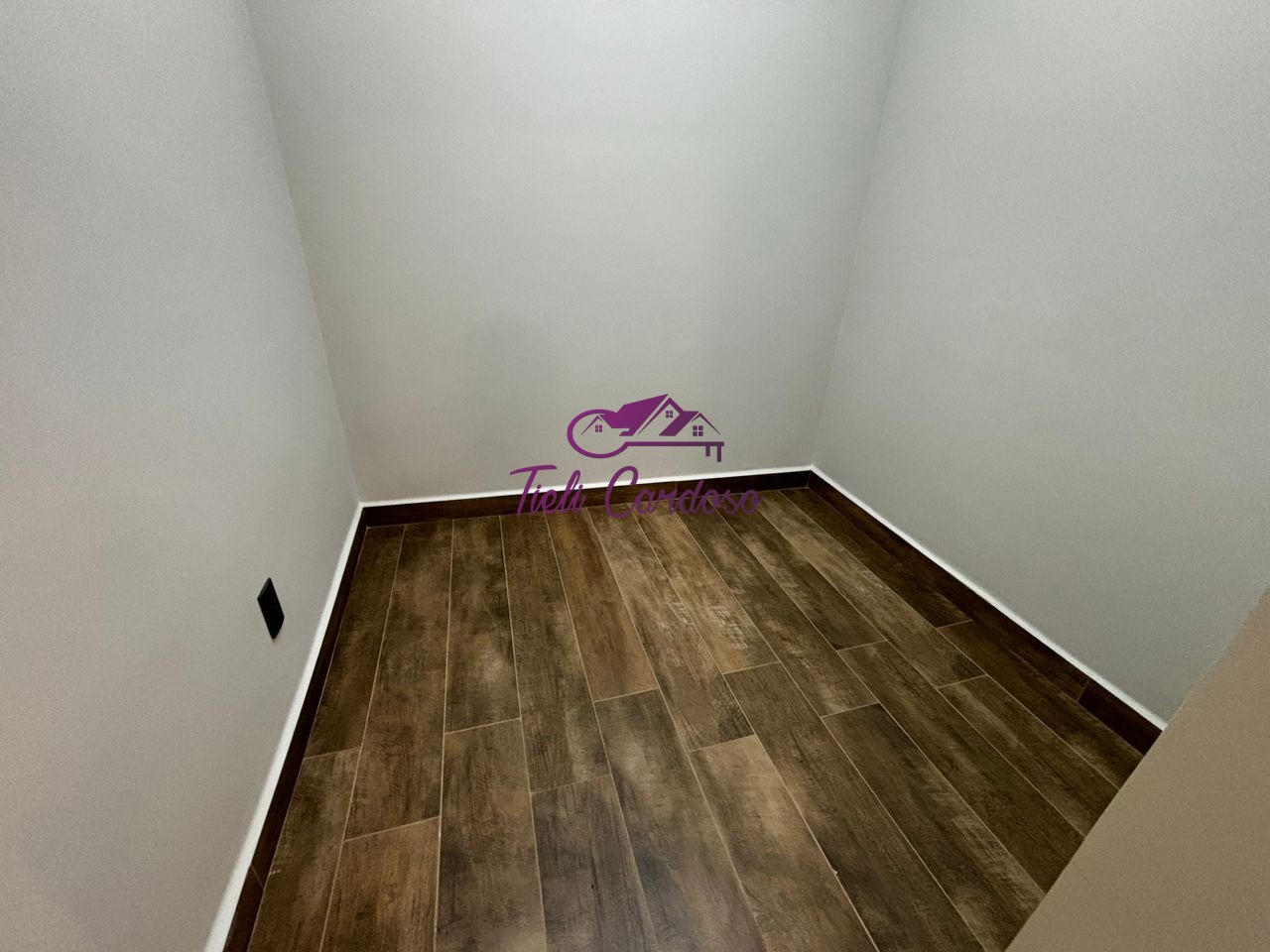 Casa à venda com 3 quartos, 200m² - Foto 9