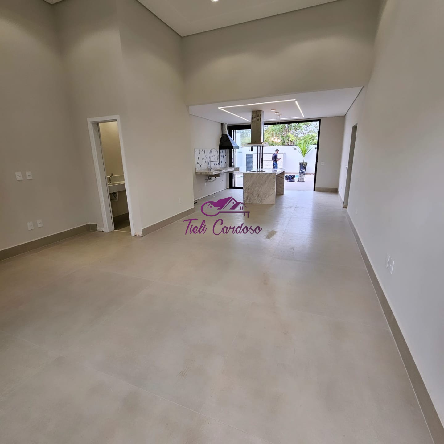 Casa à venda com 3 quartos, 300m² - Foto 5