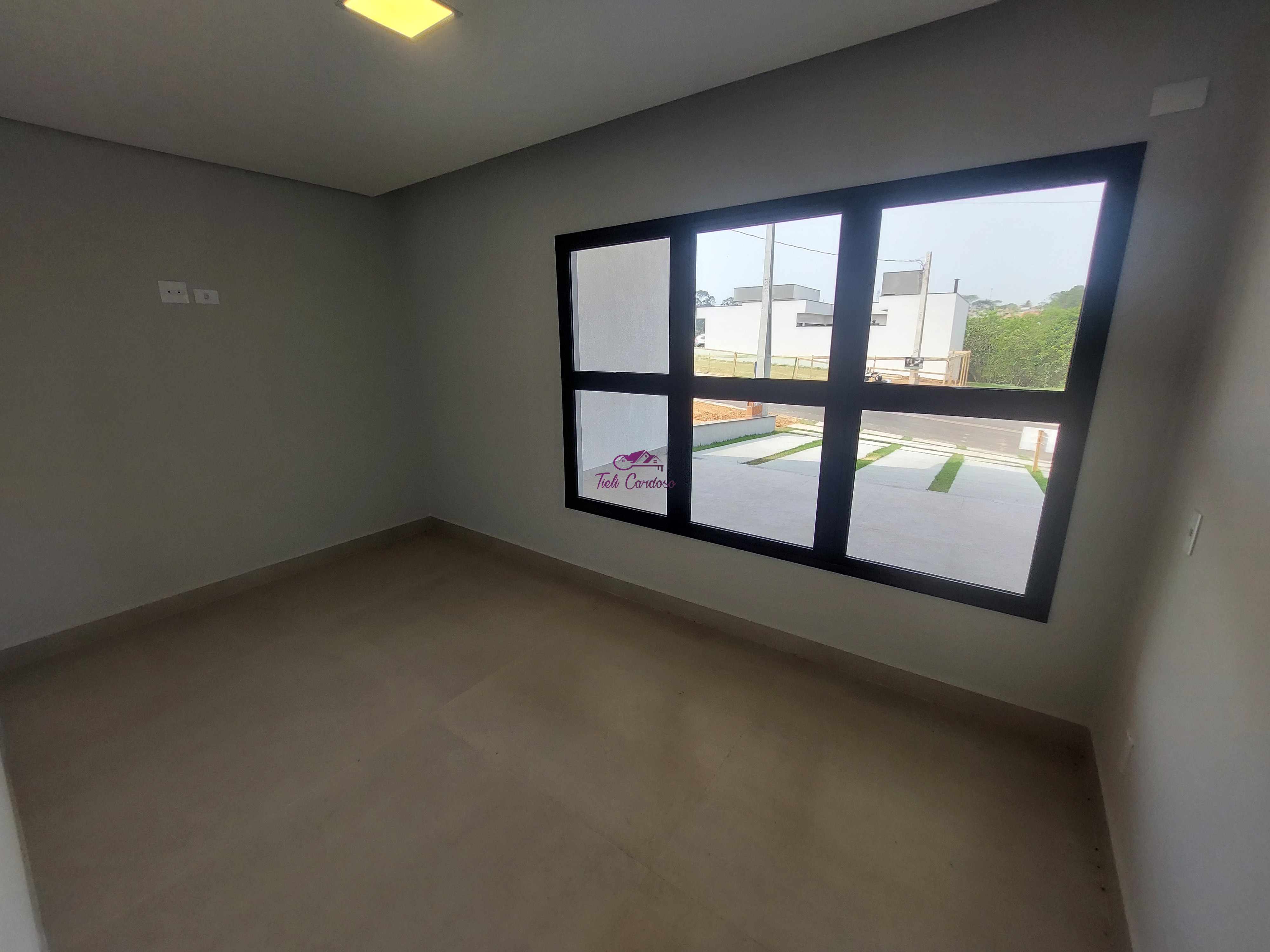 Casa à venda com 3 quartos, 218m² - Foto 11