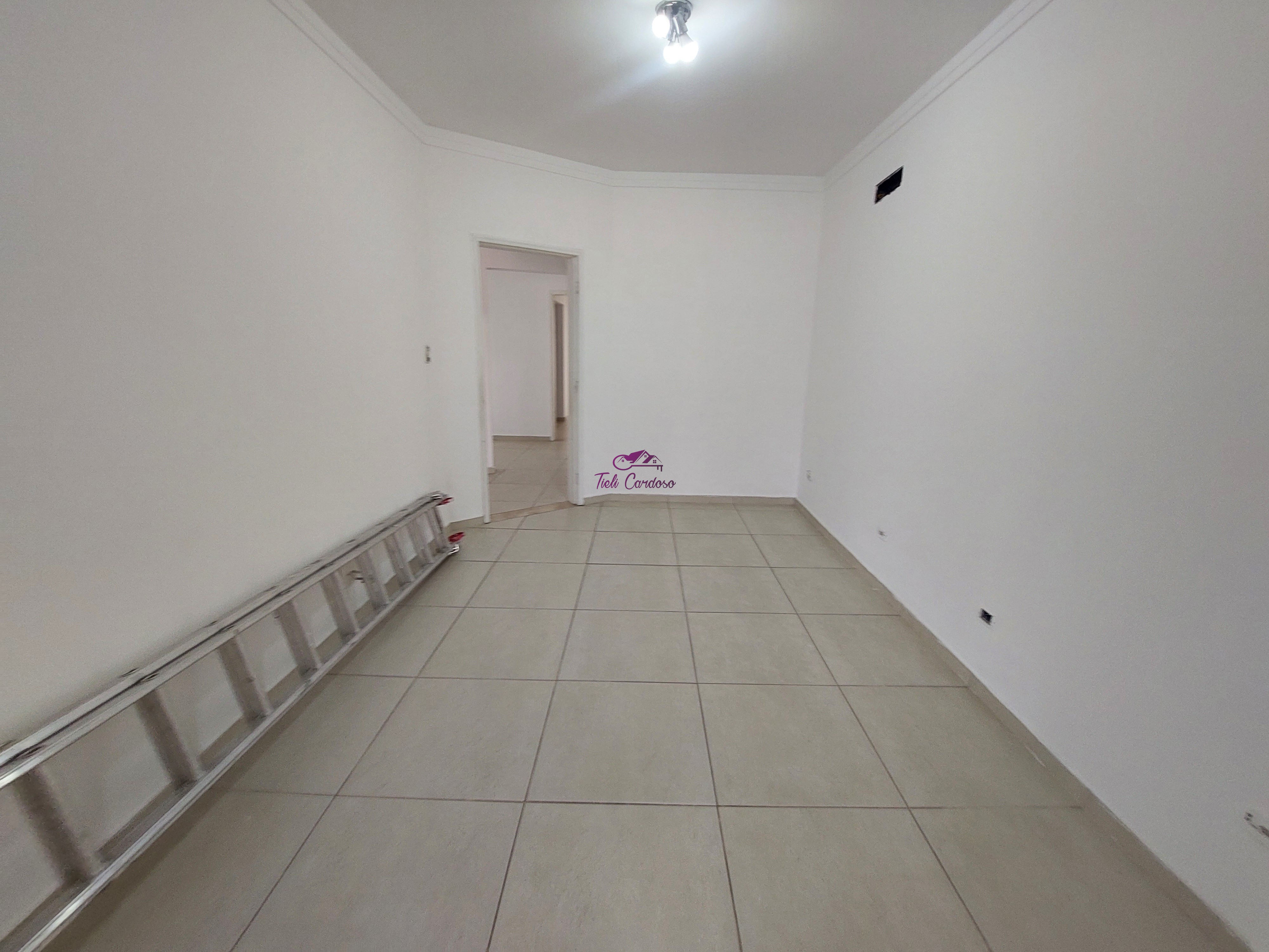 Casa à venda com 3 quartos, 236m² - Foto 13