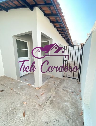 Casa à venda com 2 quartos, 170m² - Foto 4