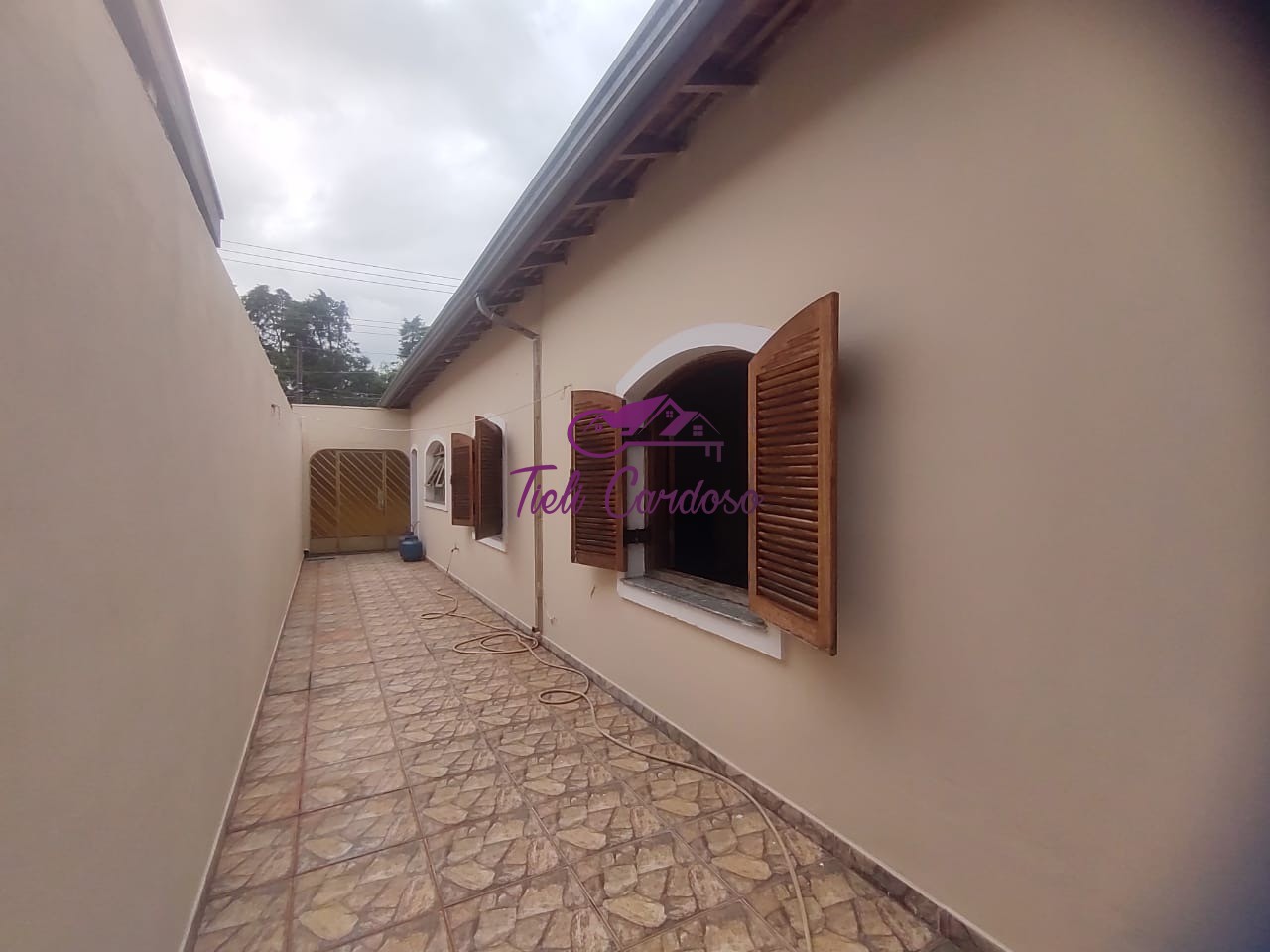 Casa à venda com 3 quartos, 250m² - Foto 13