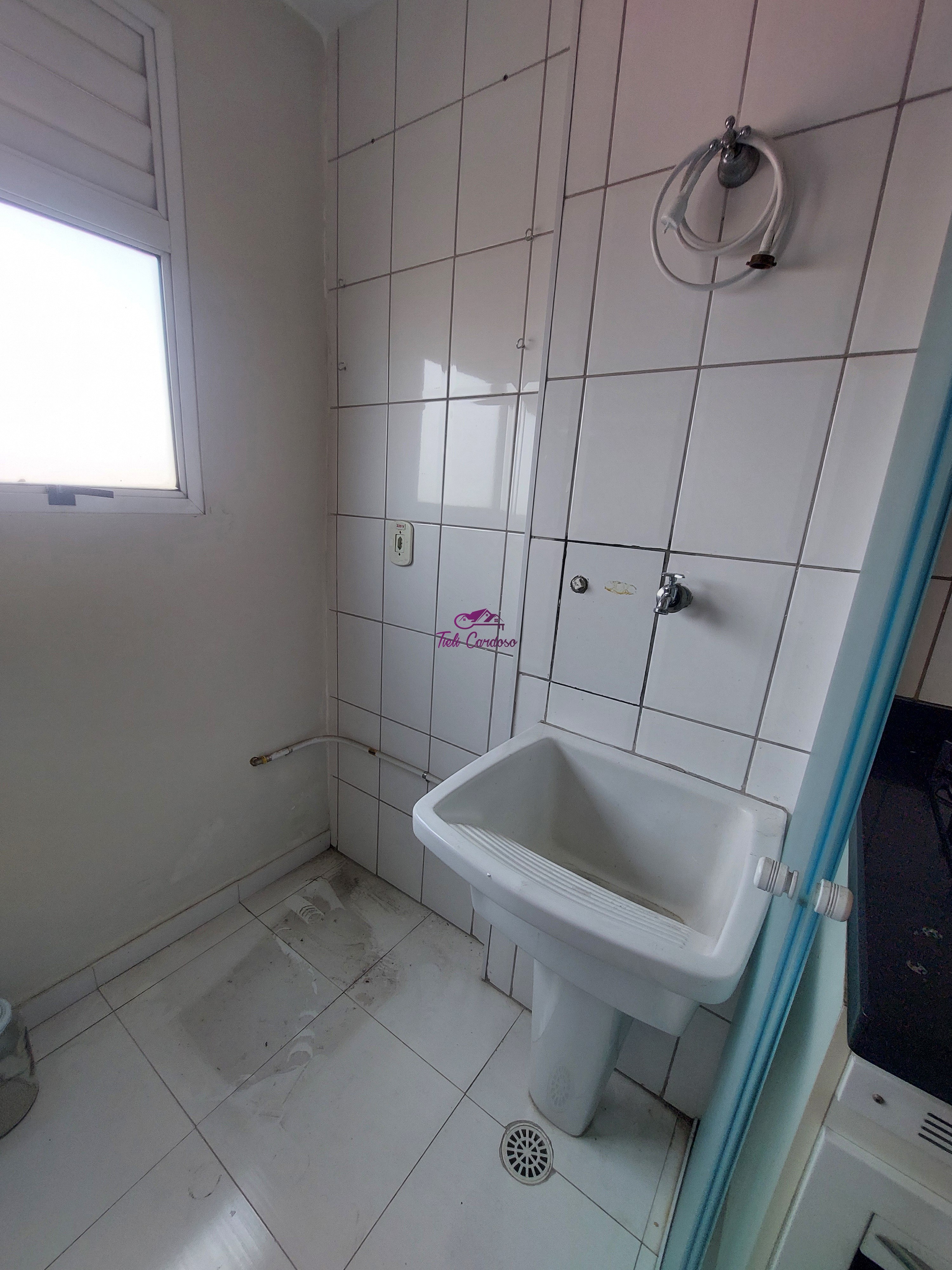 Apartamento à venda com 2 quartos, 49m² - Foto 3