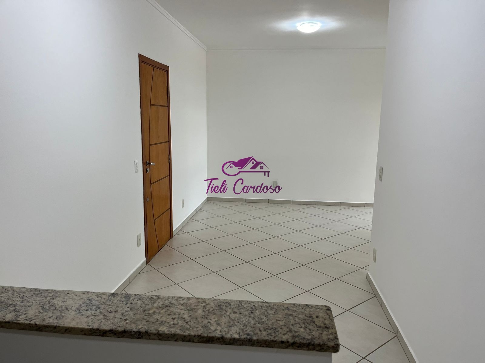 Apartamento à venda com 2 quartos, 62m² - Foto 3