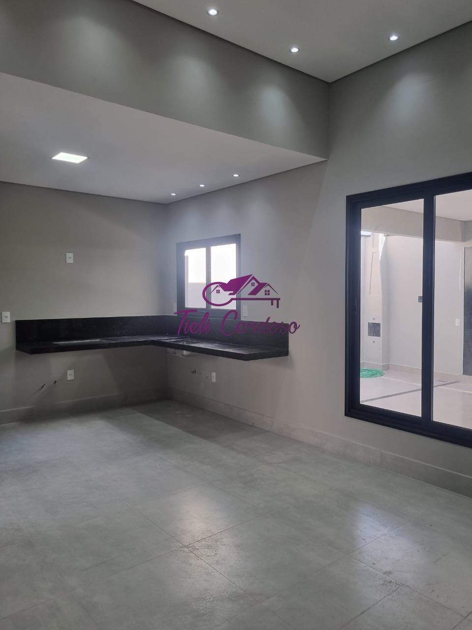 Casa à venda com 3 quartos, 150m² - Foto 6