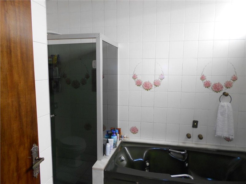 Prédio Inteiro à venda com 3 quartos, 250m² - Foto 18