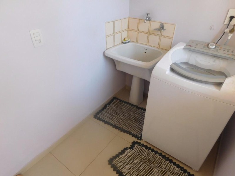 Casa à venda com 3 quartos, 250m² - Foto 28