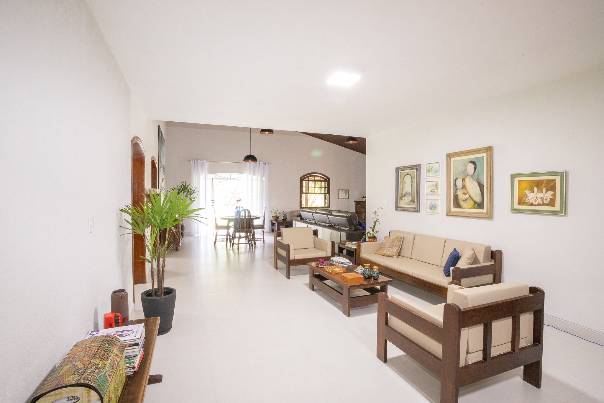 Casa à venda com 4 quartos, 600m² - Foto 4