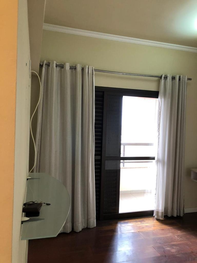 Apartamento à venda com 3 quartos, 147m² - Foto 8