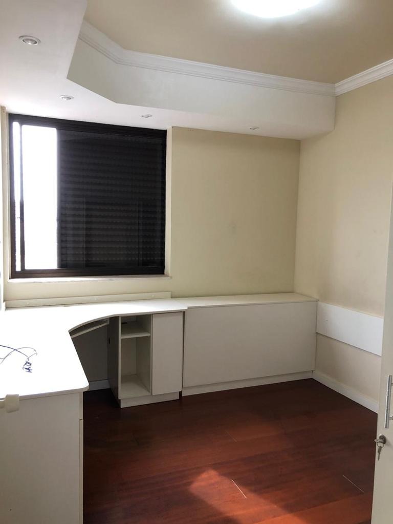 Apartamento à venda com 3 quartos, 147m² - Foto 23