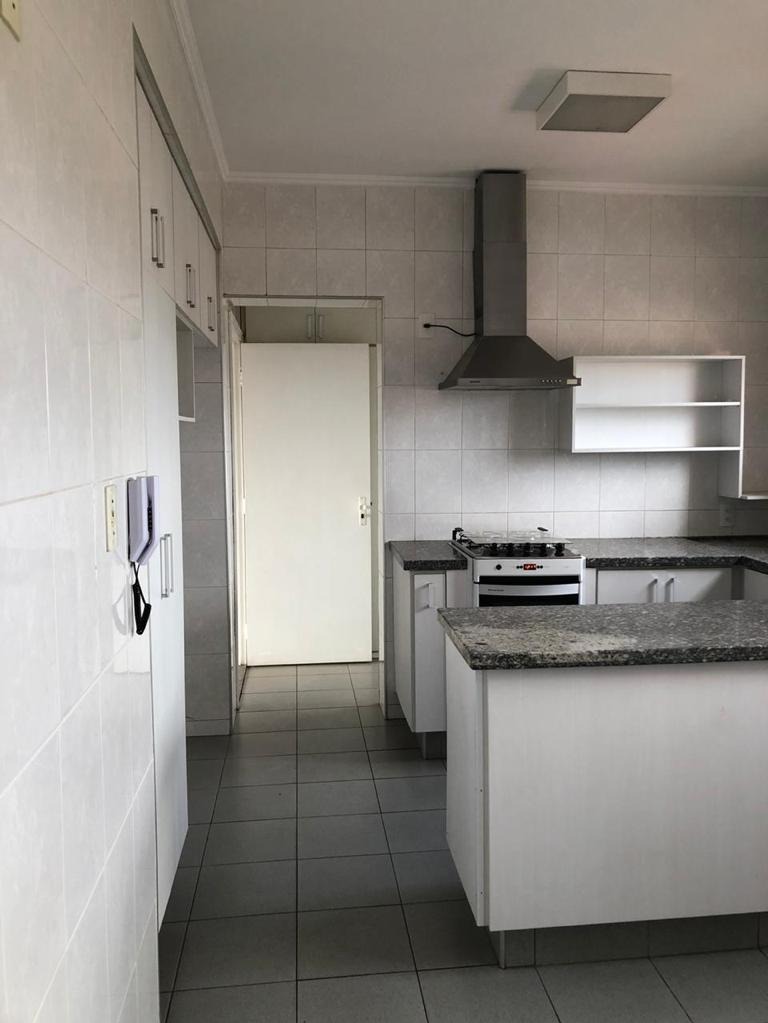 Apartamento à venda com 3 quartos, 147m² - Foto 41