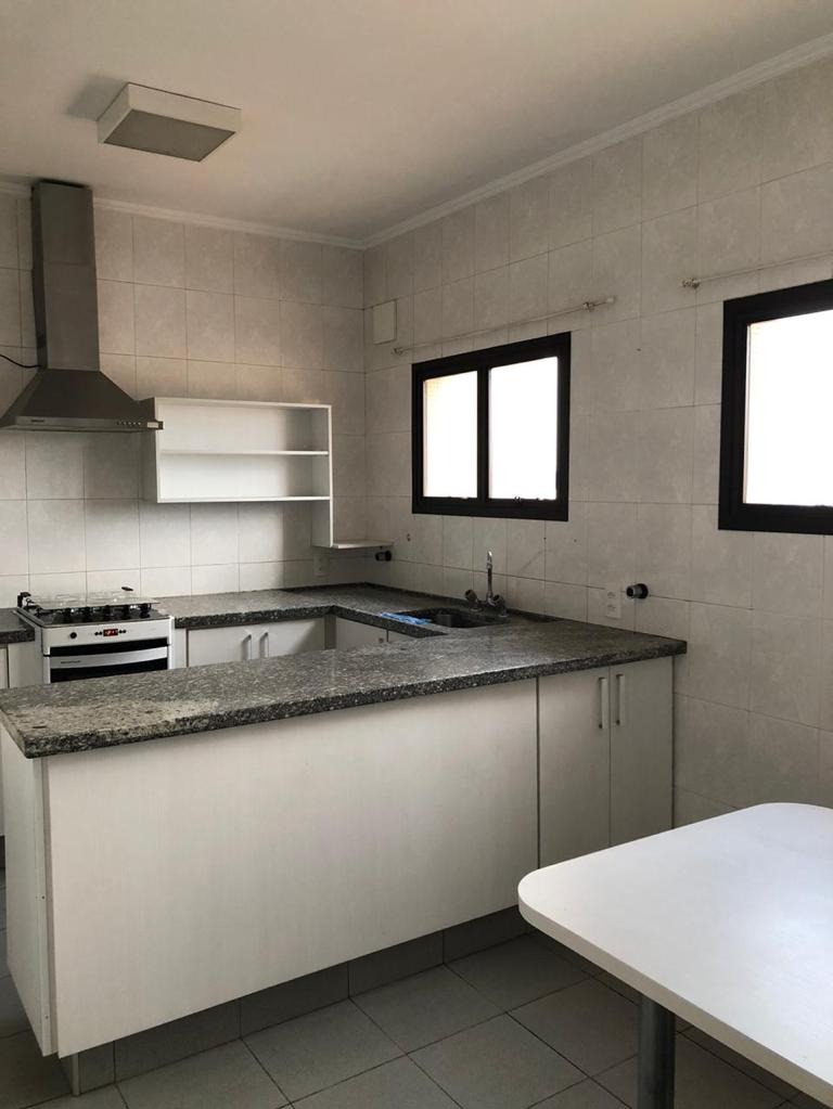 Apartamento à venda com 3 quartos, 147m² - Foto 42