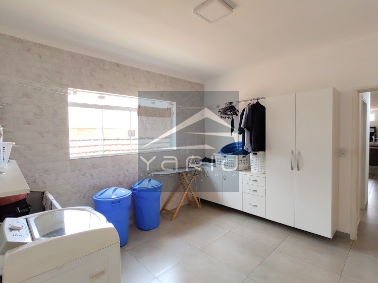 Casa à venda com 3 quartos, 250m² - Foto 33