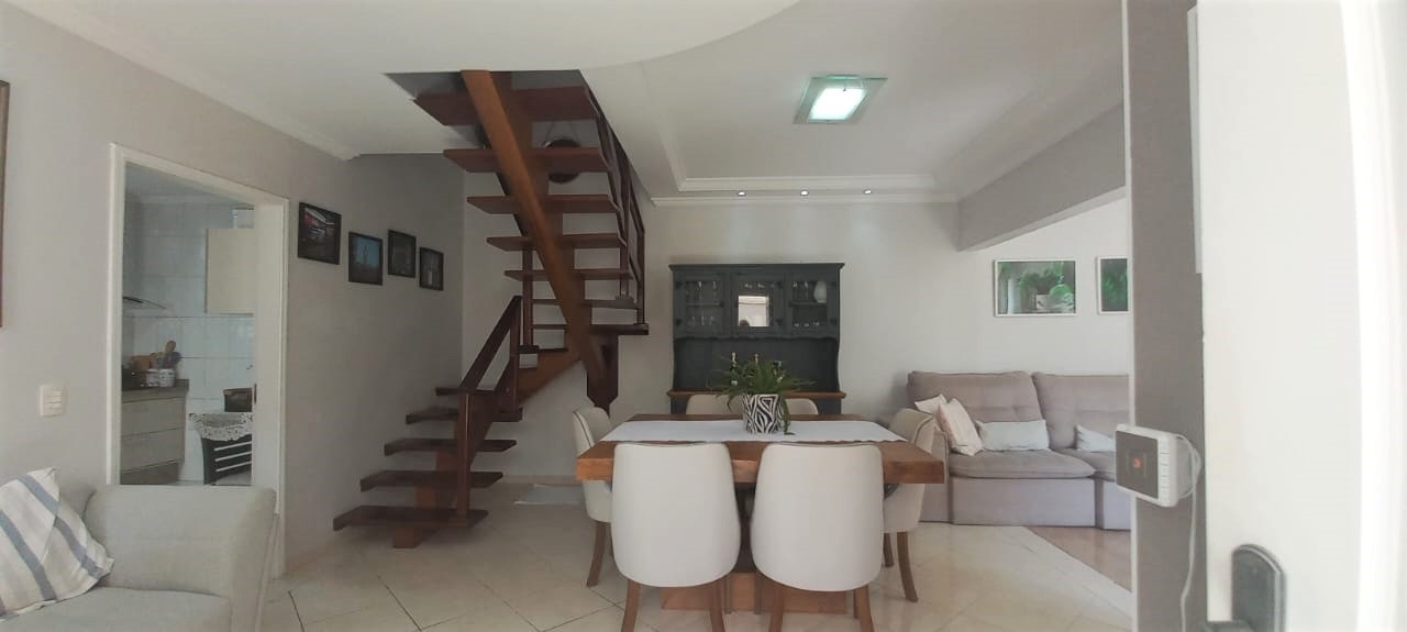 Casa à venda com 3 quartos, 147m² - Foto 10