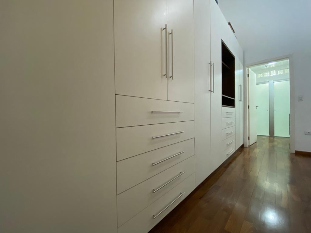 Casa à venda com 3 quartos, 228m² - Foto 20