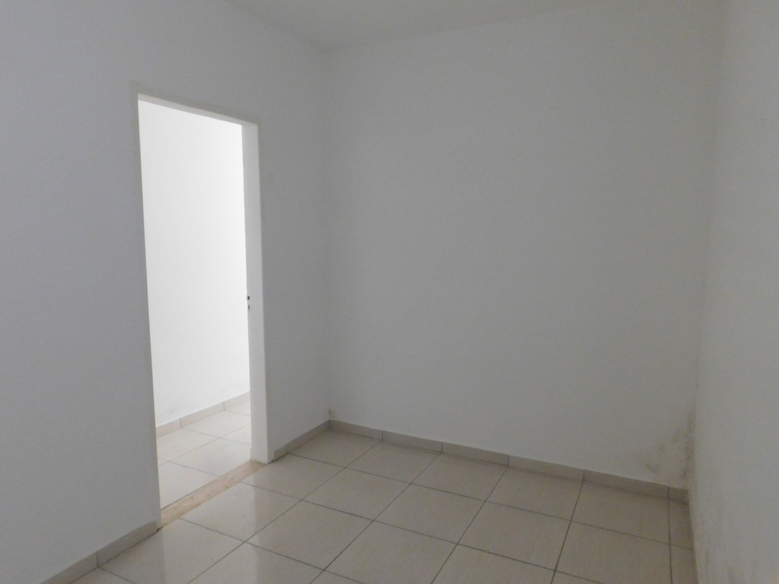 Casa à venda com 2 quartos, 110m² - Foto 11