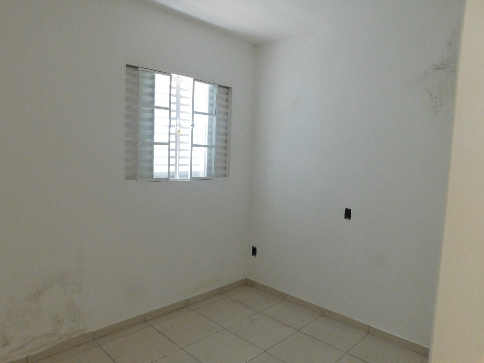 Casa à venda com 2 quartos, 110m² - Foto 10