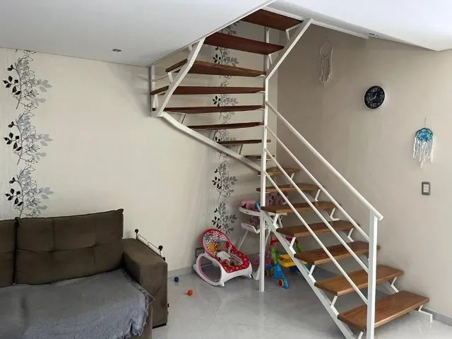 Casa à venda com 3 quartos, 110m² - Foto 3