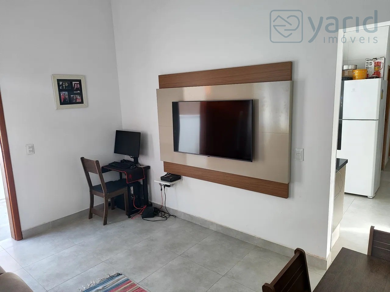 Casa à venda com 2 quartos, 175m² - Foto 2