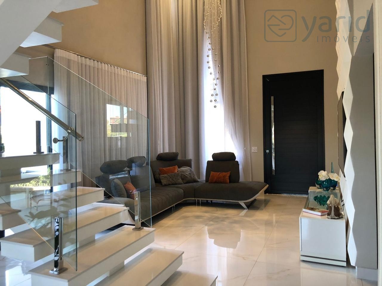 Casa à venda com 3 quartos, 220m² - Foto 8