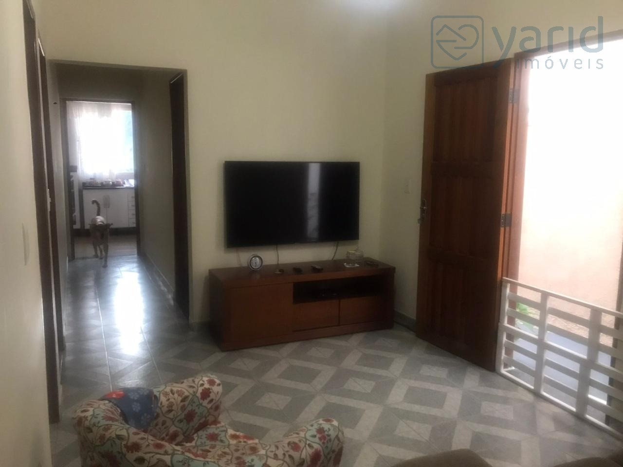 Casa à venda com 2 quartos, 108m² - Foto 1