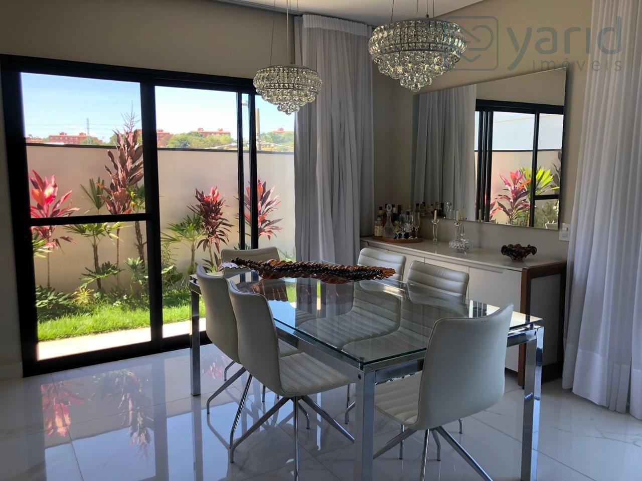 Casa à venda com 3 quartos, 220m² - Foto 16