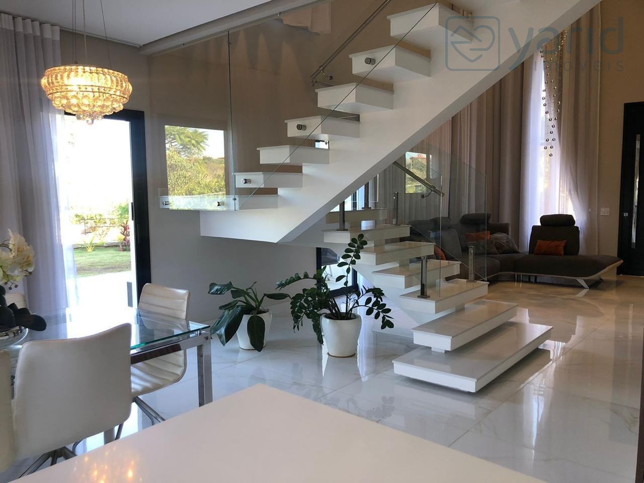 Casa à venda com 3 quartos, 220m² - Foto 9