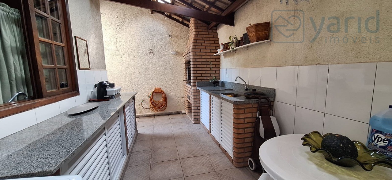 Casa à venda com 3 quartos, 190m² - Foto 23