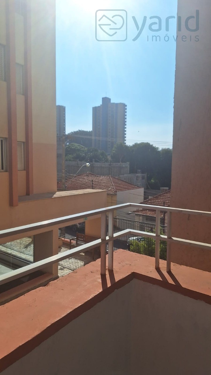 Apartamento à venda com 2 quartos, 75m² - Foto 3