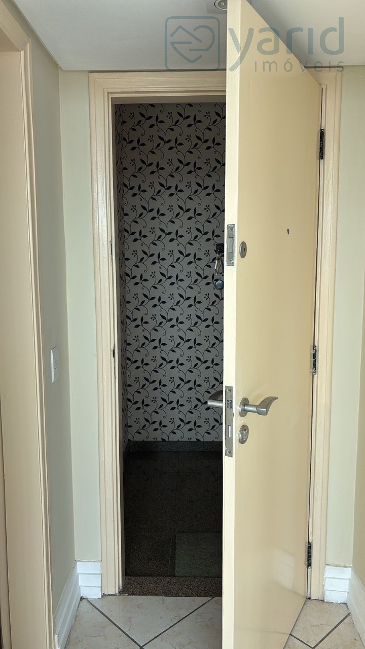 Apartamento à venda com 4 quartos, 197m² - Foto 23