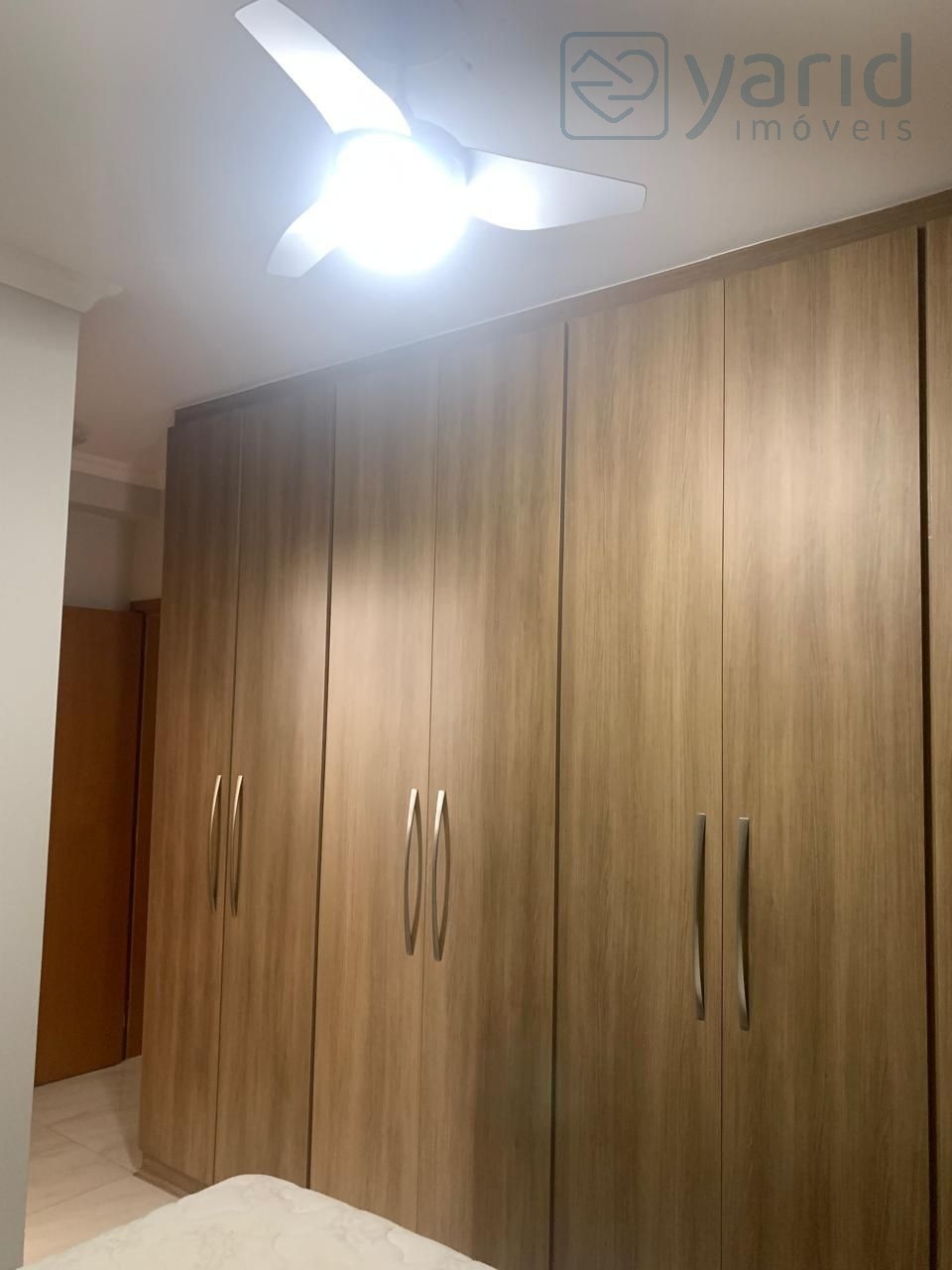 Apartamento para alugar com 2 quartos, 85m² - Foto 9