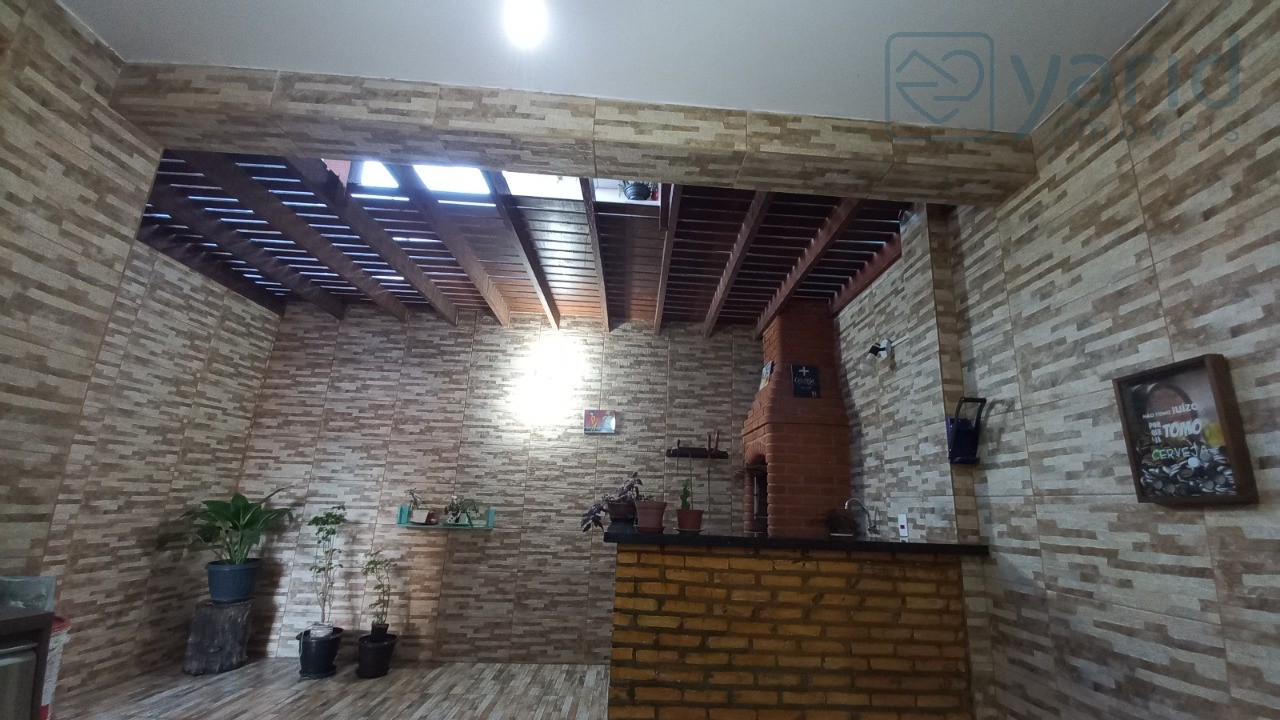 Casa à venda com 2 quartos, 80m² - Foto 7