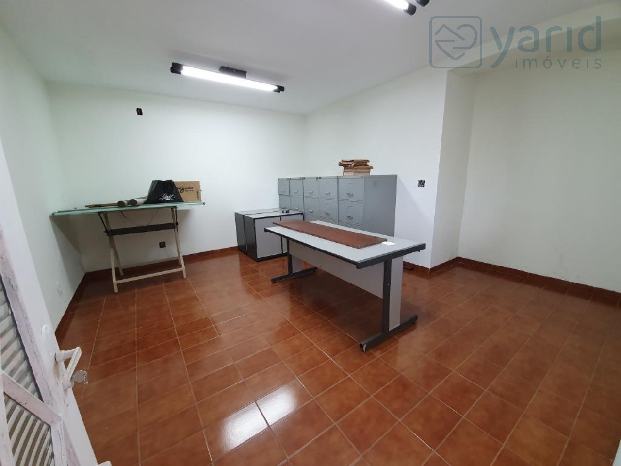 Casa à venda com 3 quartos, 250m² - Foto 16