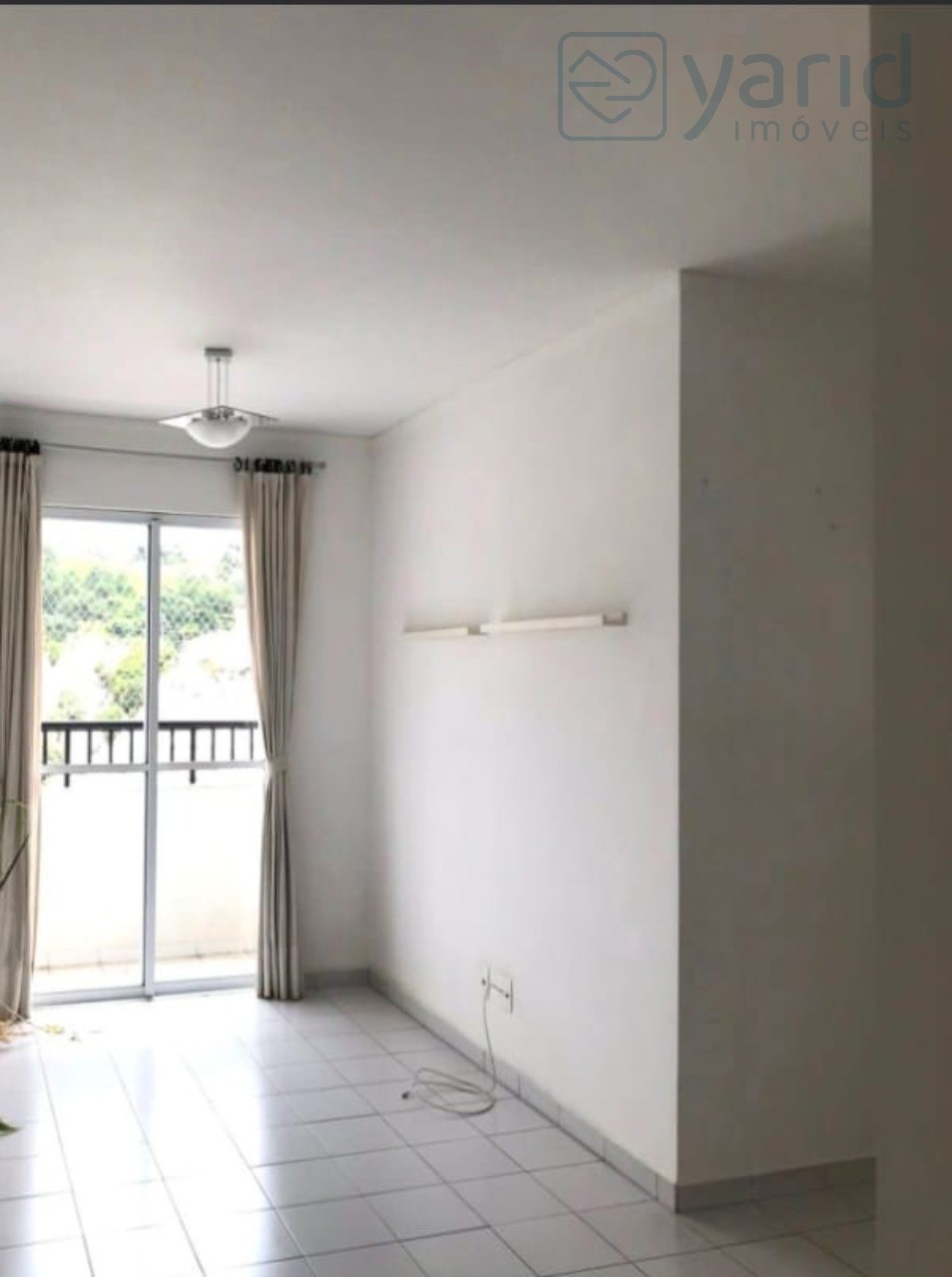 Apartamento à venda com 2 quartos, 75m² - Foto 3