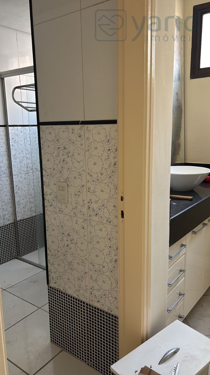 Apartamento à venda com 4 quartos, 197m² - Foto 12