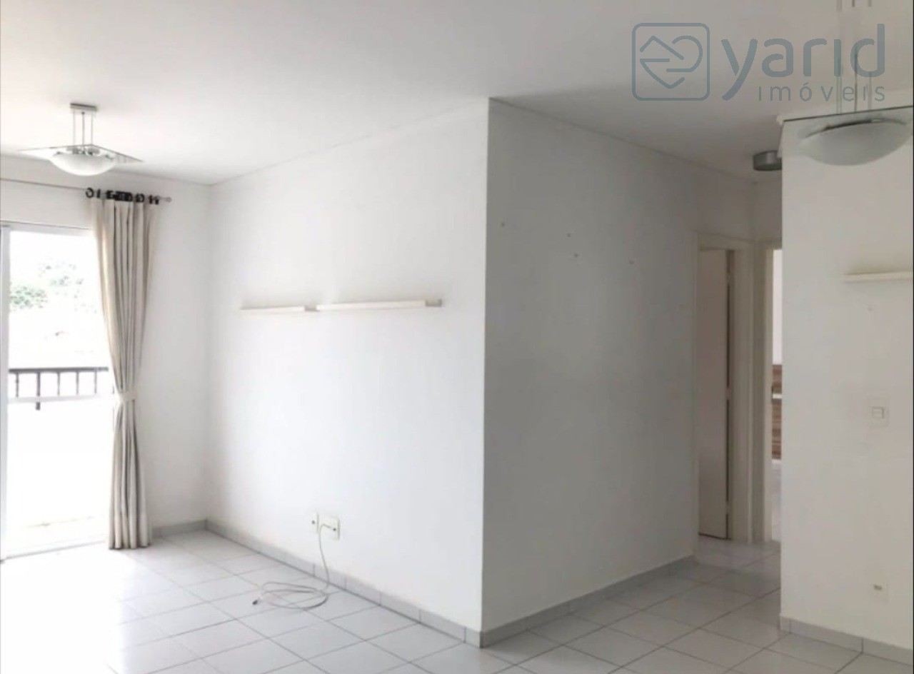 Apartamento à venda com 2 quartos, 75m² - Foto 4