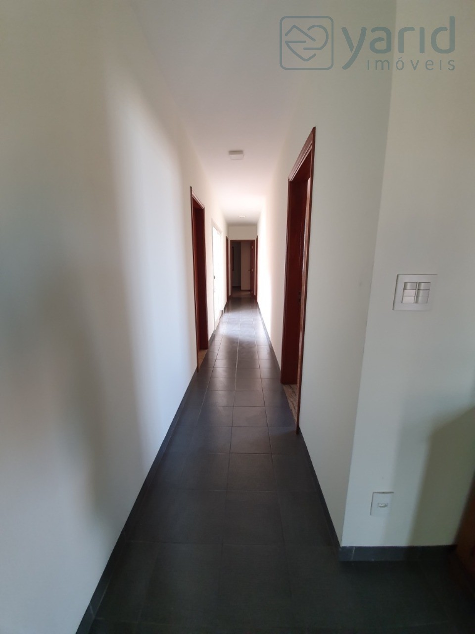 Casa à venda com 3 quartos, 250m² - Foto 8