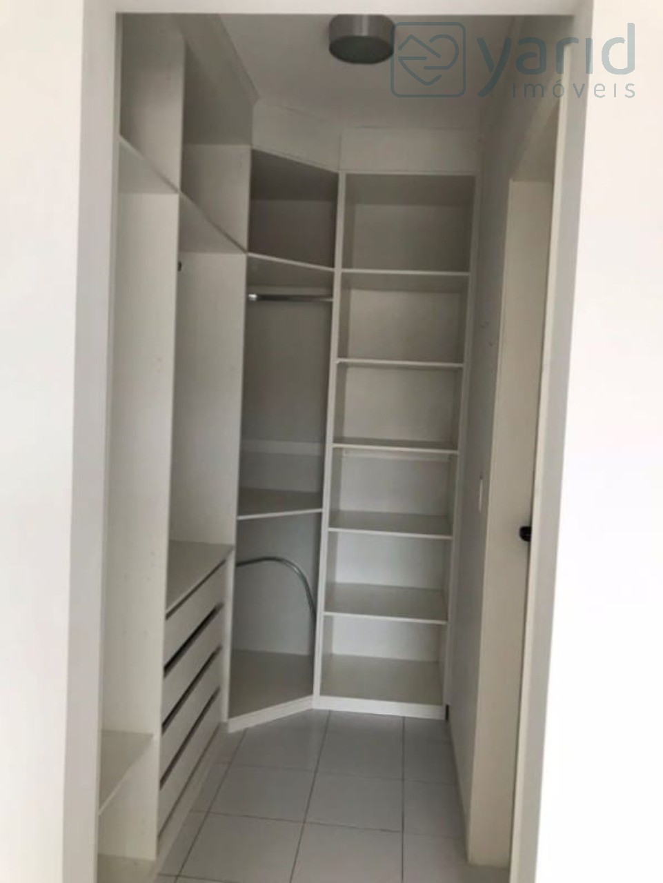 Apartamento à venda com 2 quartos, 75m² - Foto 11