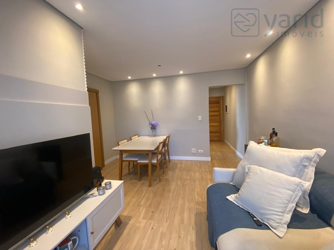 Apartamento para alugar com 3 quartos, 84m² - Foto 6