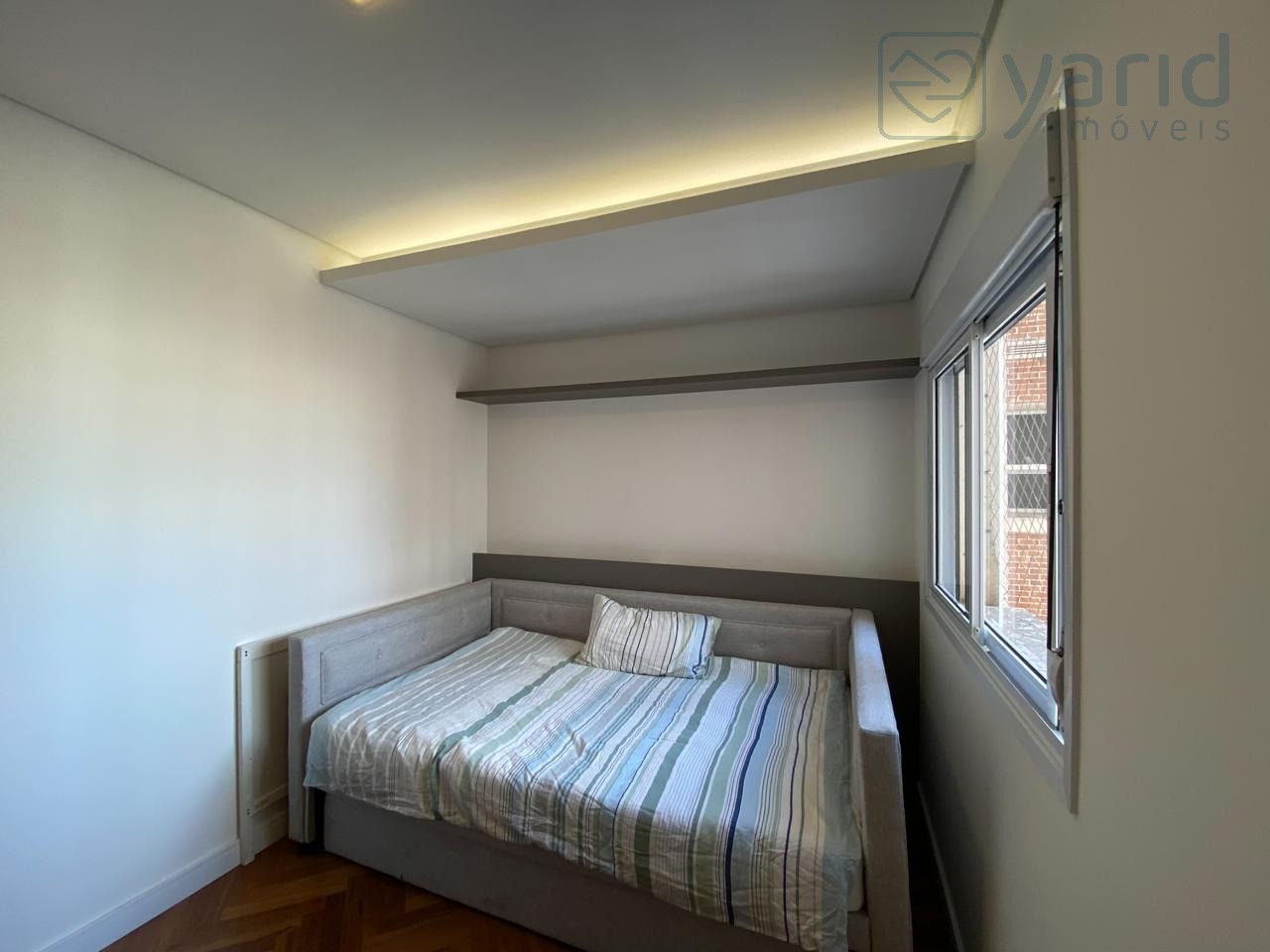 Apartamento para alugar com 3 quartos, 155m² - Foto 17