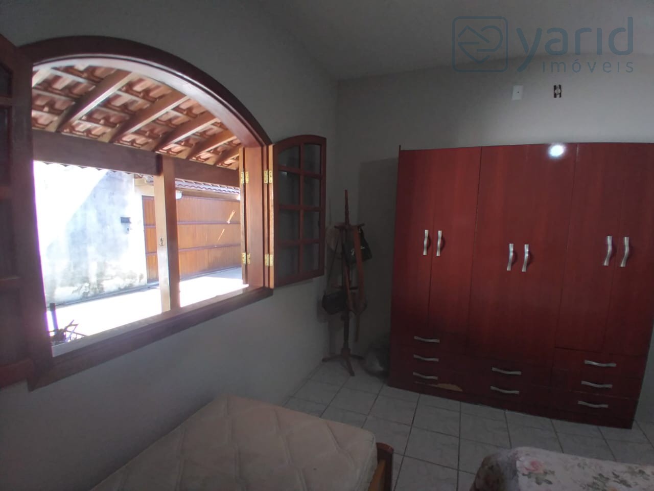 Casa para alugar com 3 quartos, 240m² - Foto 11