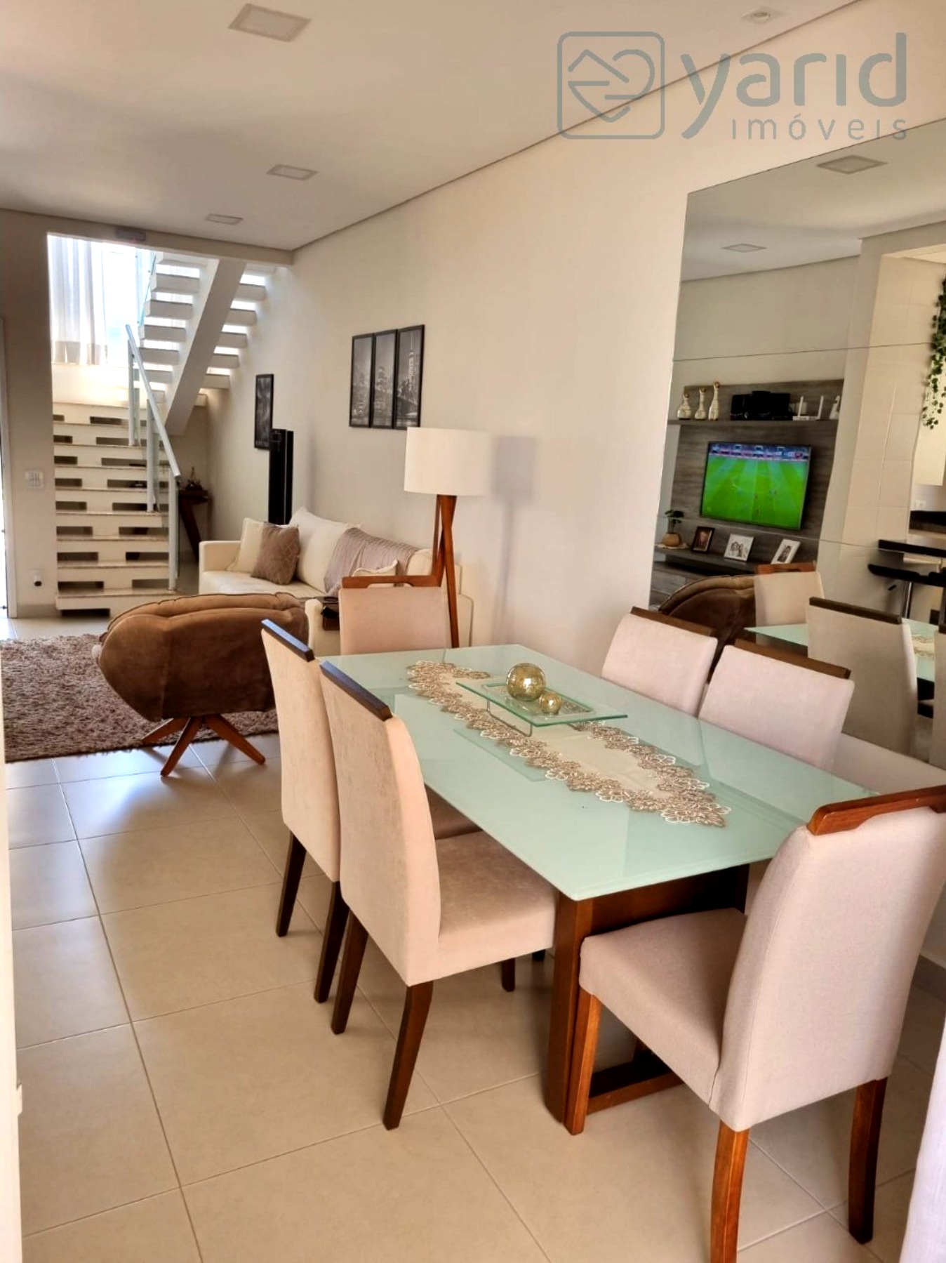 Casa à venda com 3 quartos, 158m² - Foto 3