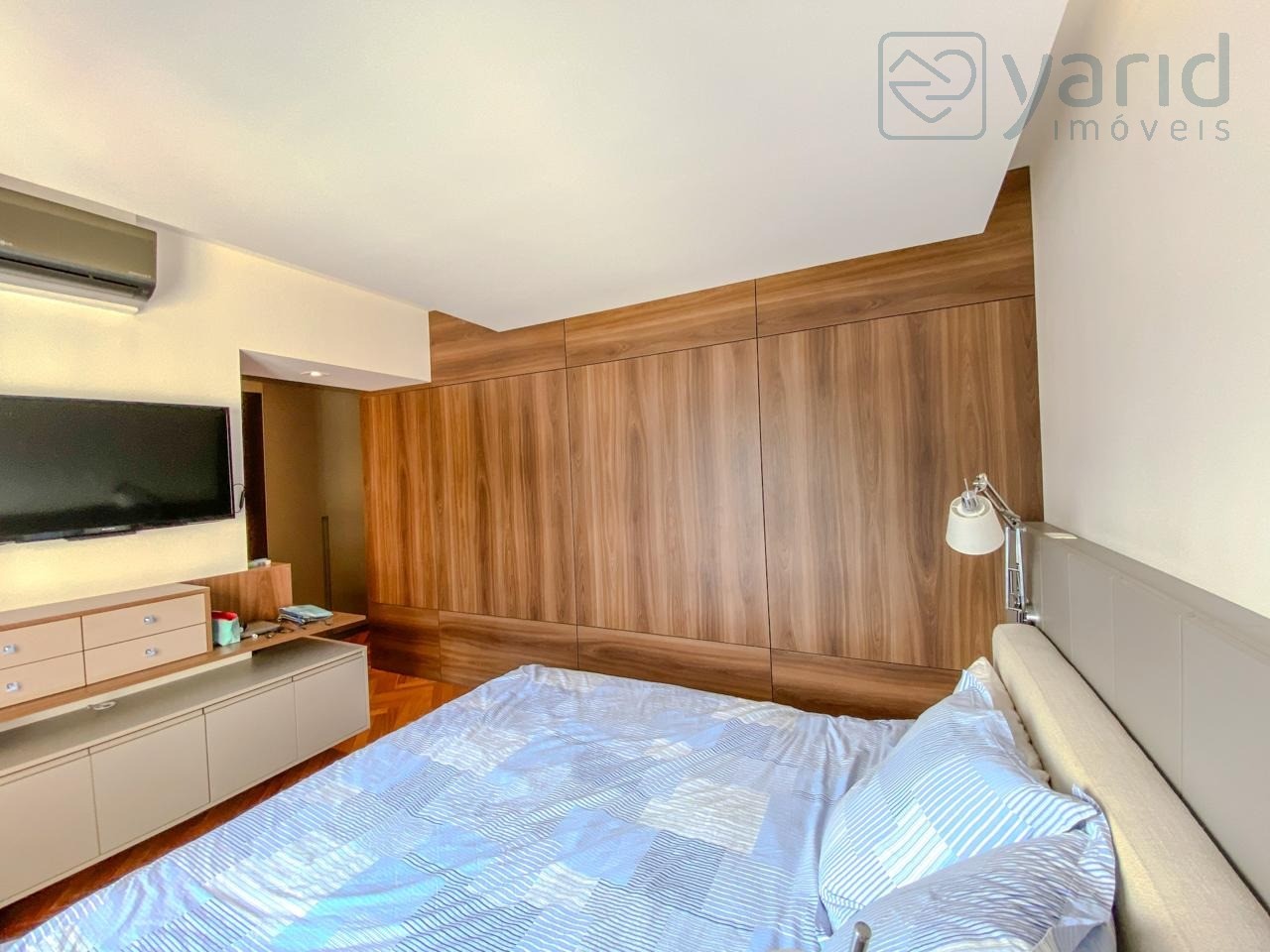 Apartamento para alugar com 3 quartos, 155m² - Foto 14