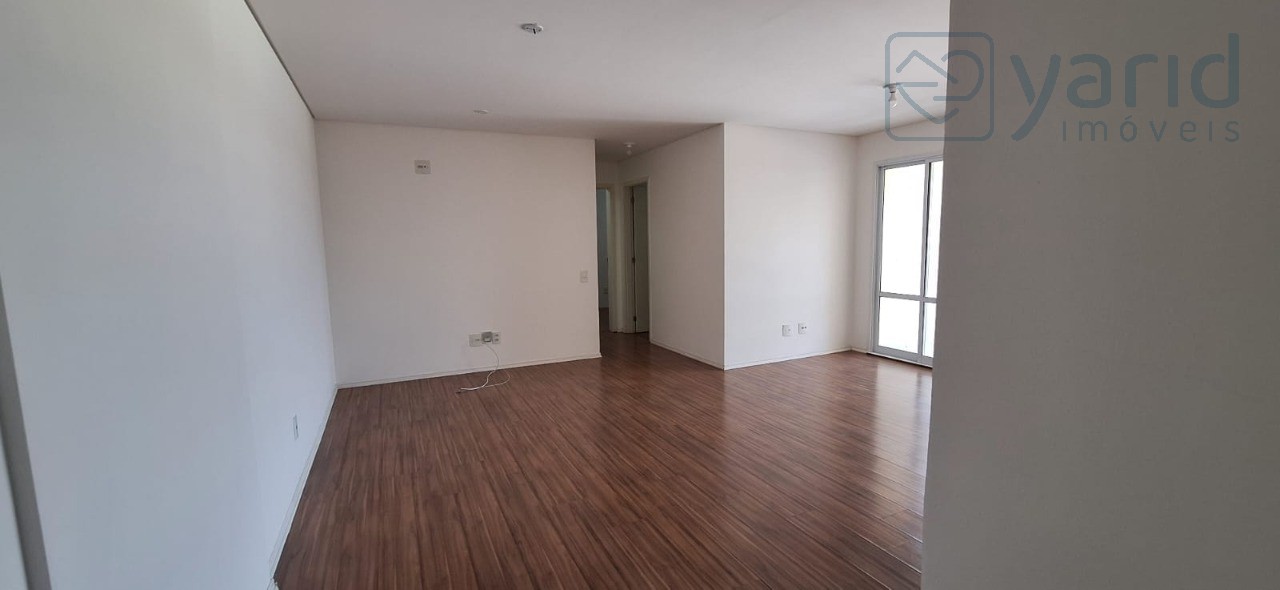 Apartamento à venda com 2 quartos, 78m² - Foto 2