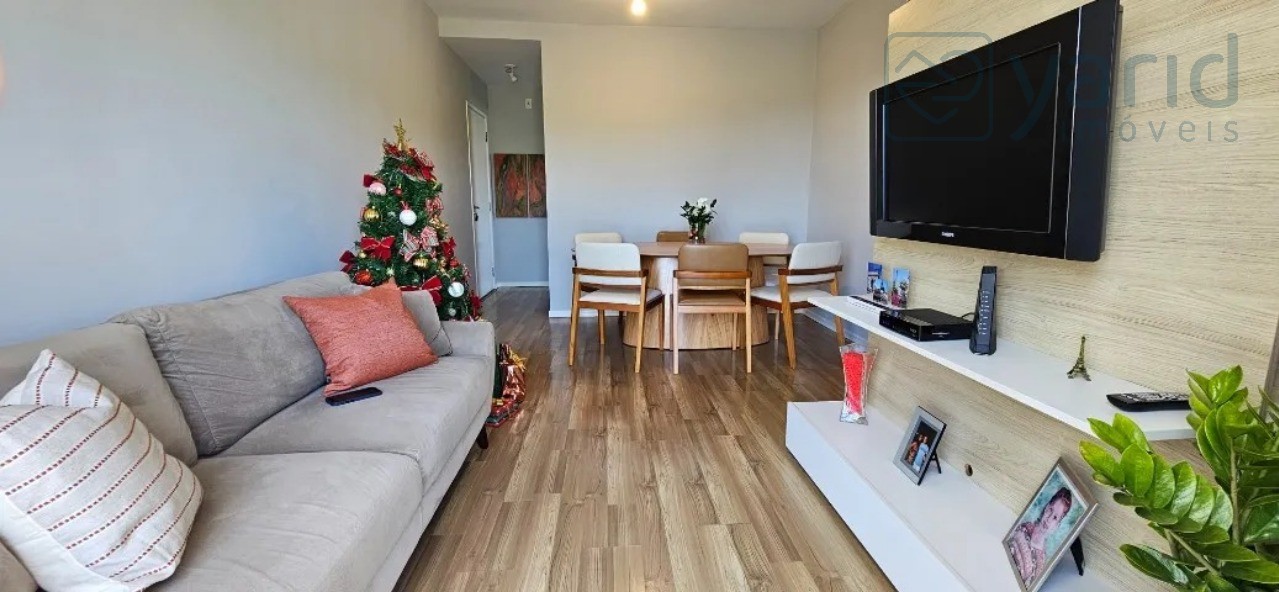 Apartamento à venda com 3 quartos, 72m² - Foto 1