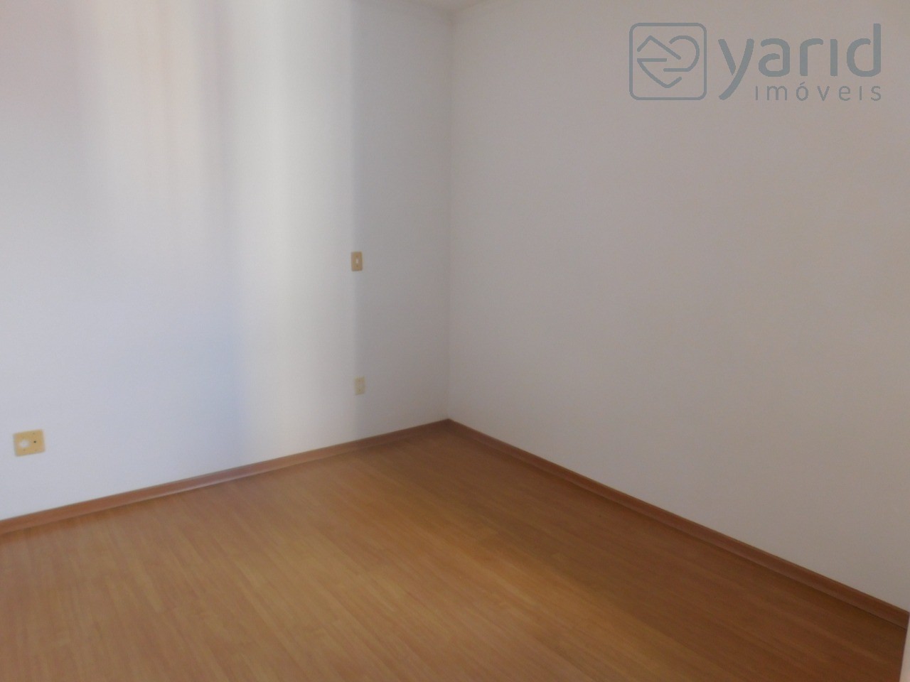 Apartamento para alugar com 3 quartos, 117m² - Foto 11