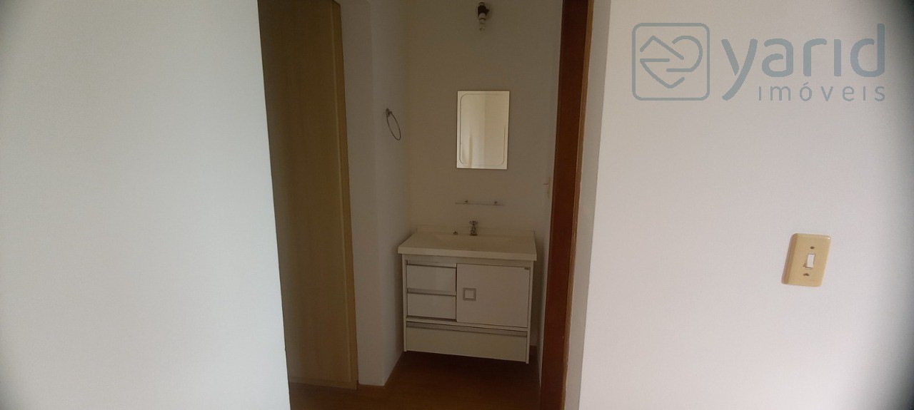 Apartamento para alugar com 3 quartos, 117m² - Foto 17