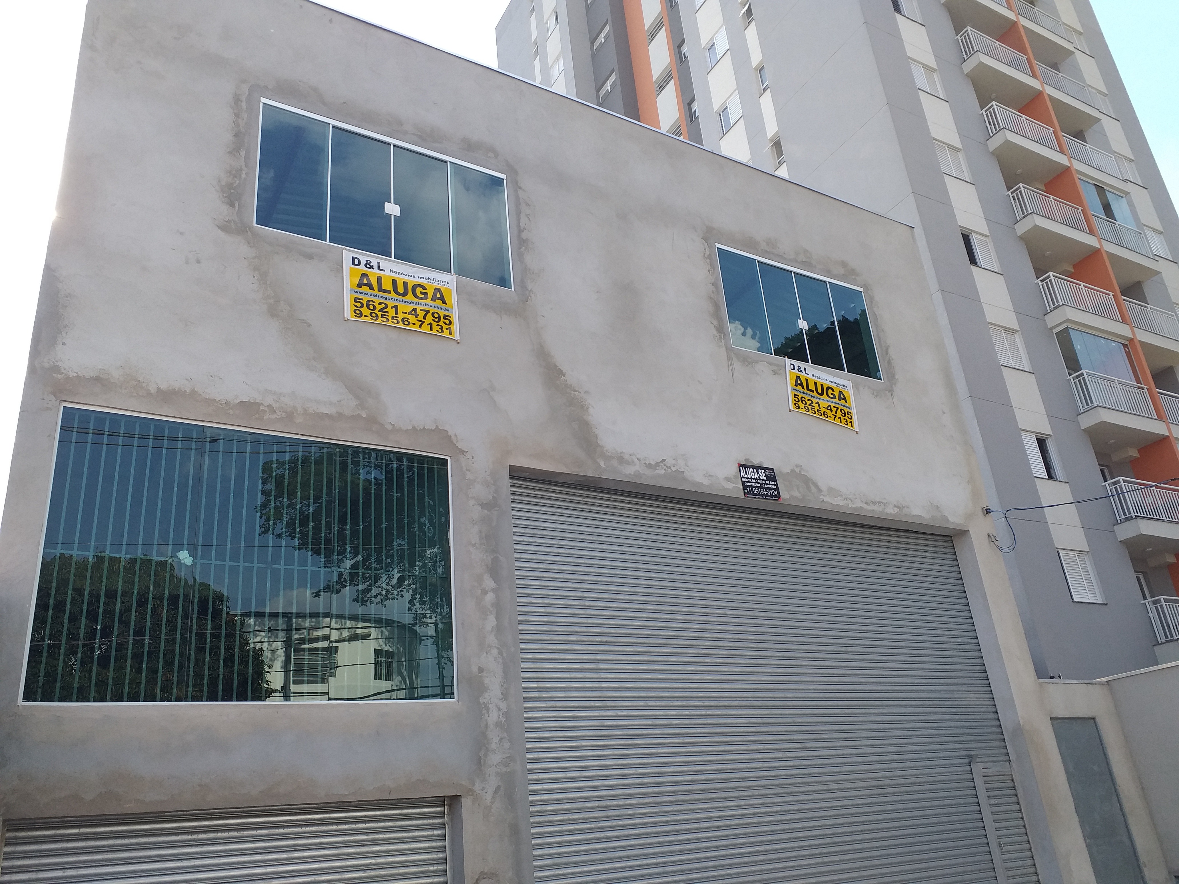 Prédio Inteiro para alugar, 900m² - Foto 2