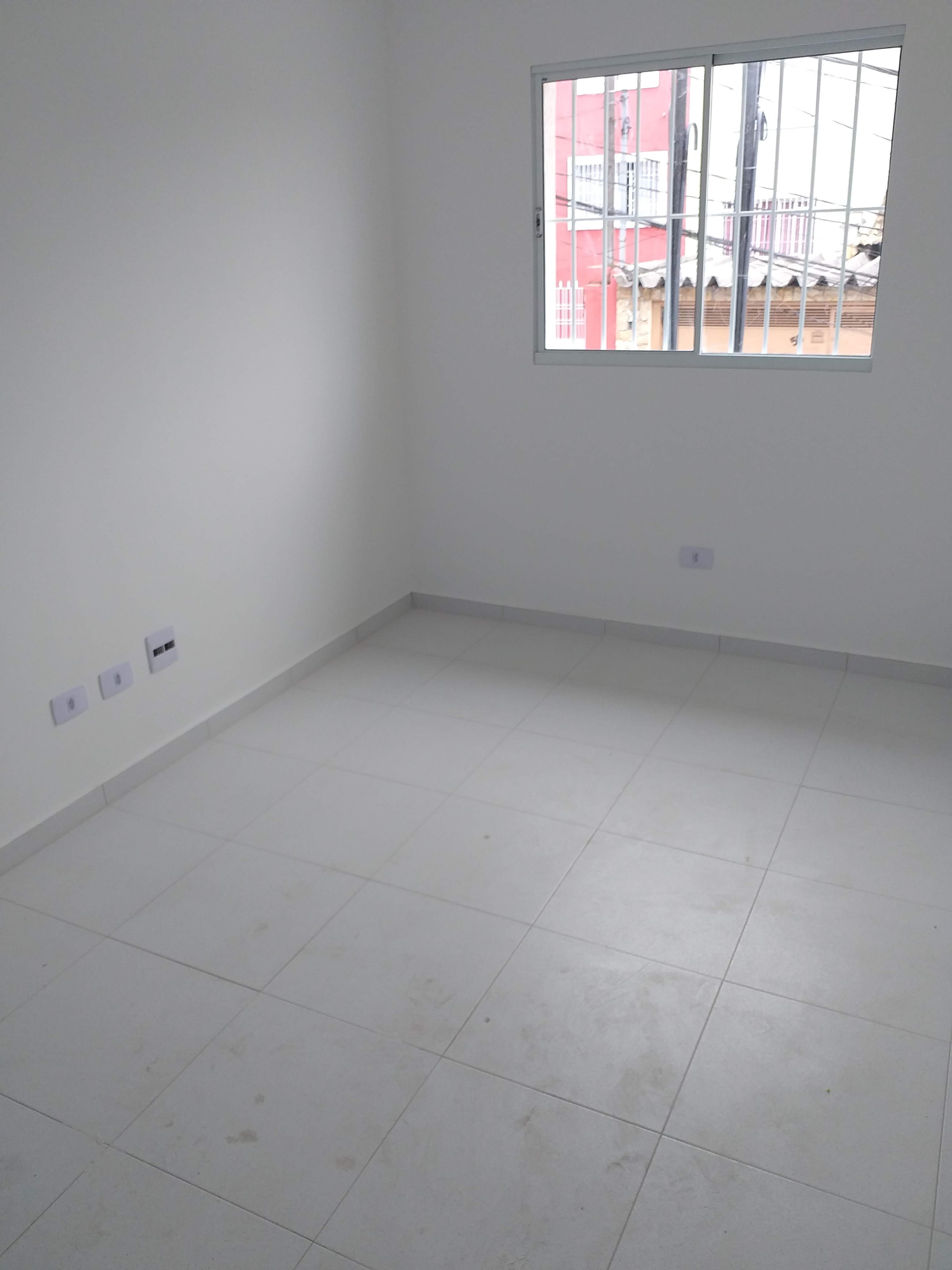 Casa para alugar com 2 quartos, 65m² - Foto 12